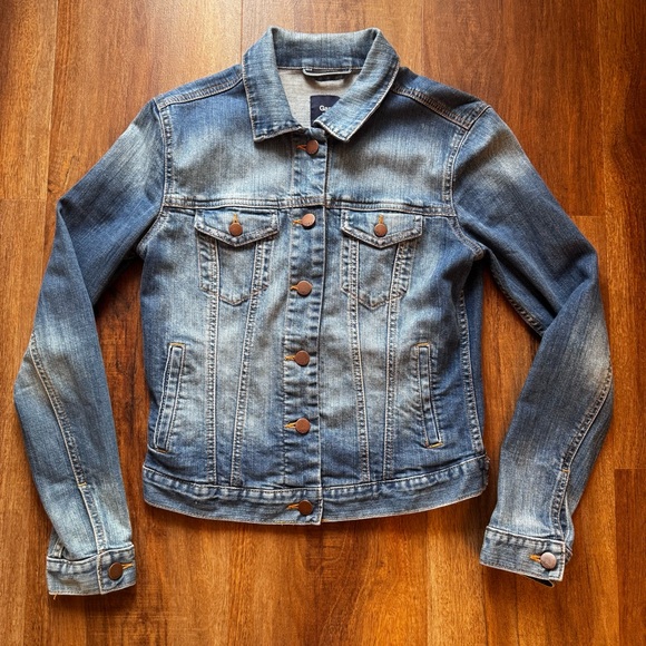 GAP Denim Jacket XS | Classic Blue Button-Up Jean Jacket Fitted Stretch Trucker - Picture 2 of 8